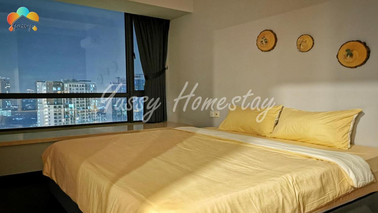 Yussy 2 Bedroom Sea View Condo At R&F Princess Cove Джохор-Бару Экстерьер фото