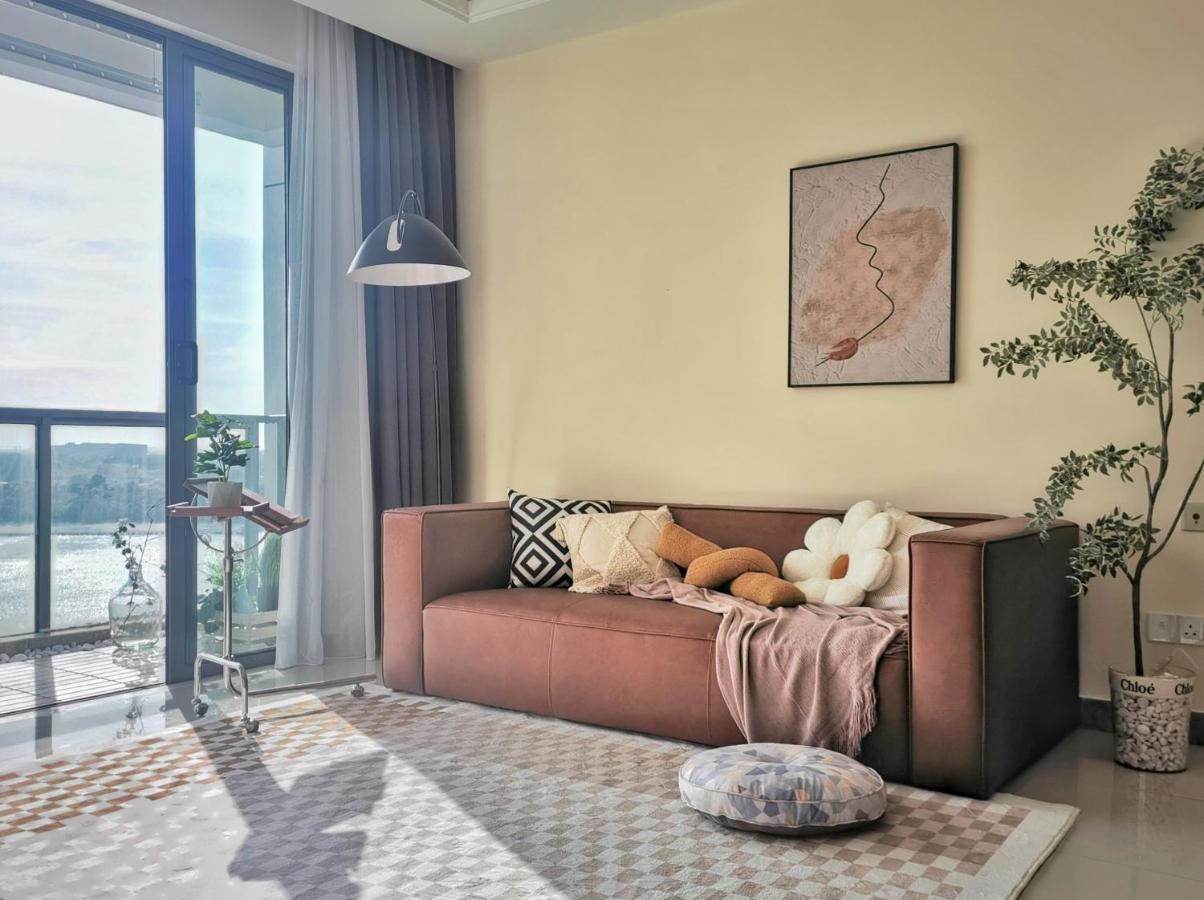 Yussy 2 Bedroom Sea View Condo At R&F Princess Cove Джохор-Бару Экстерьер фото