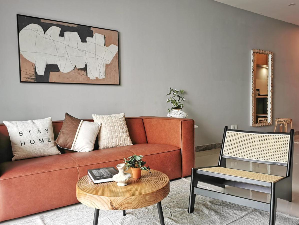 Yussy 2 Bedroom Sea View Condo At R&F Princess Cove Джохор-Бару Экстерьер фото