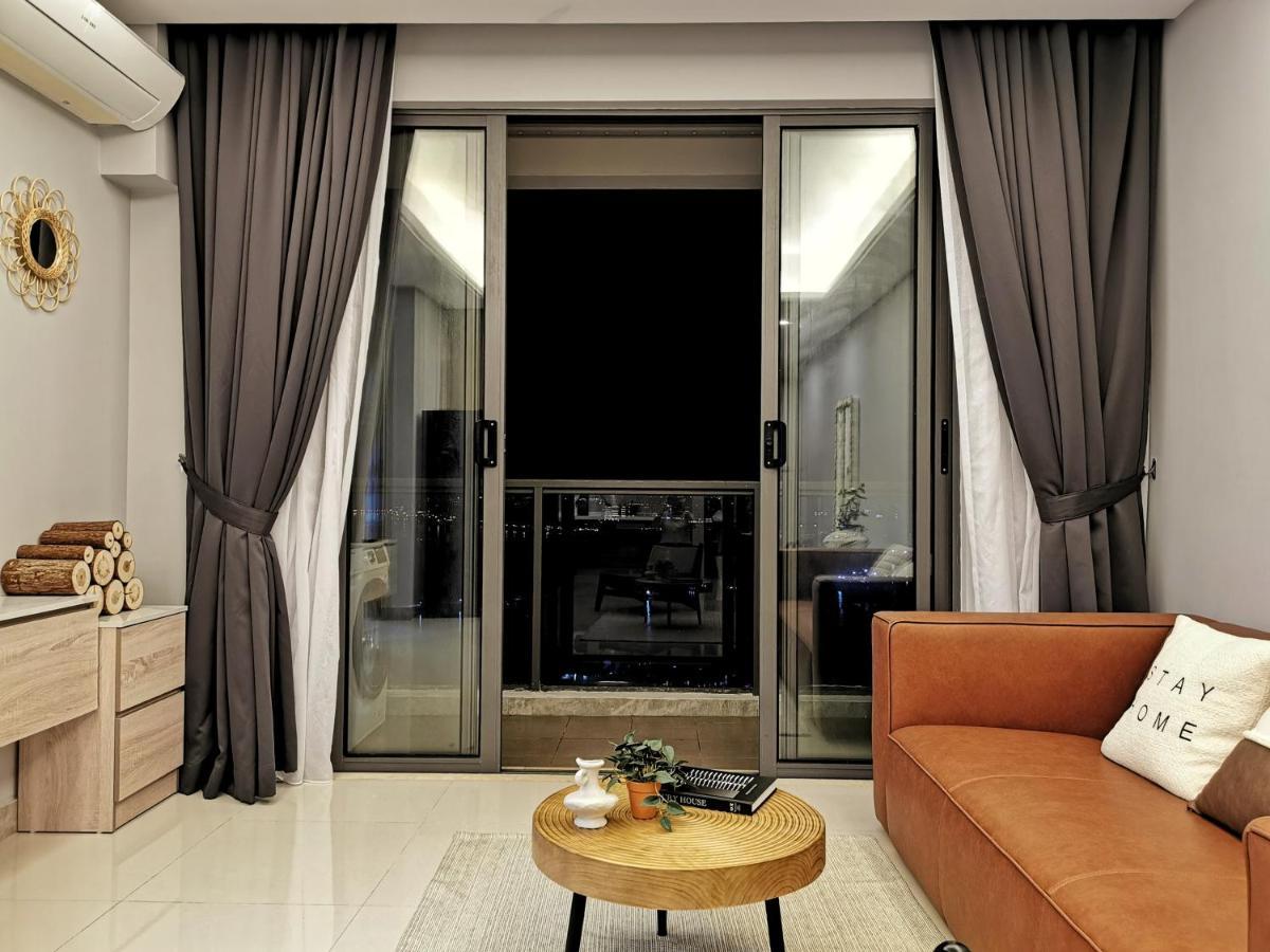 Yussy 2 Bedroom Sea View Condo At R&F Princess Cove Джохор-Бару Экстерьер фото
