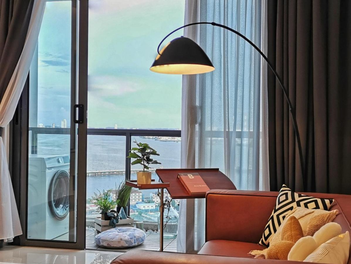Yussy 2 Bedroom Sea View Condo At R&F Princess Cove Джохор-Бару Экстерьер фото