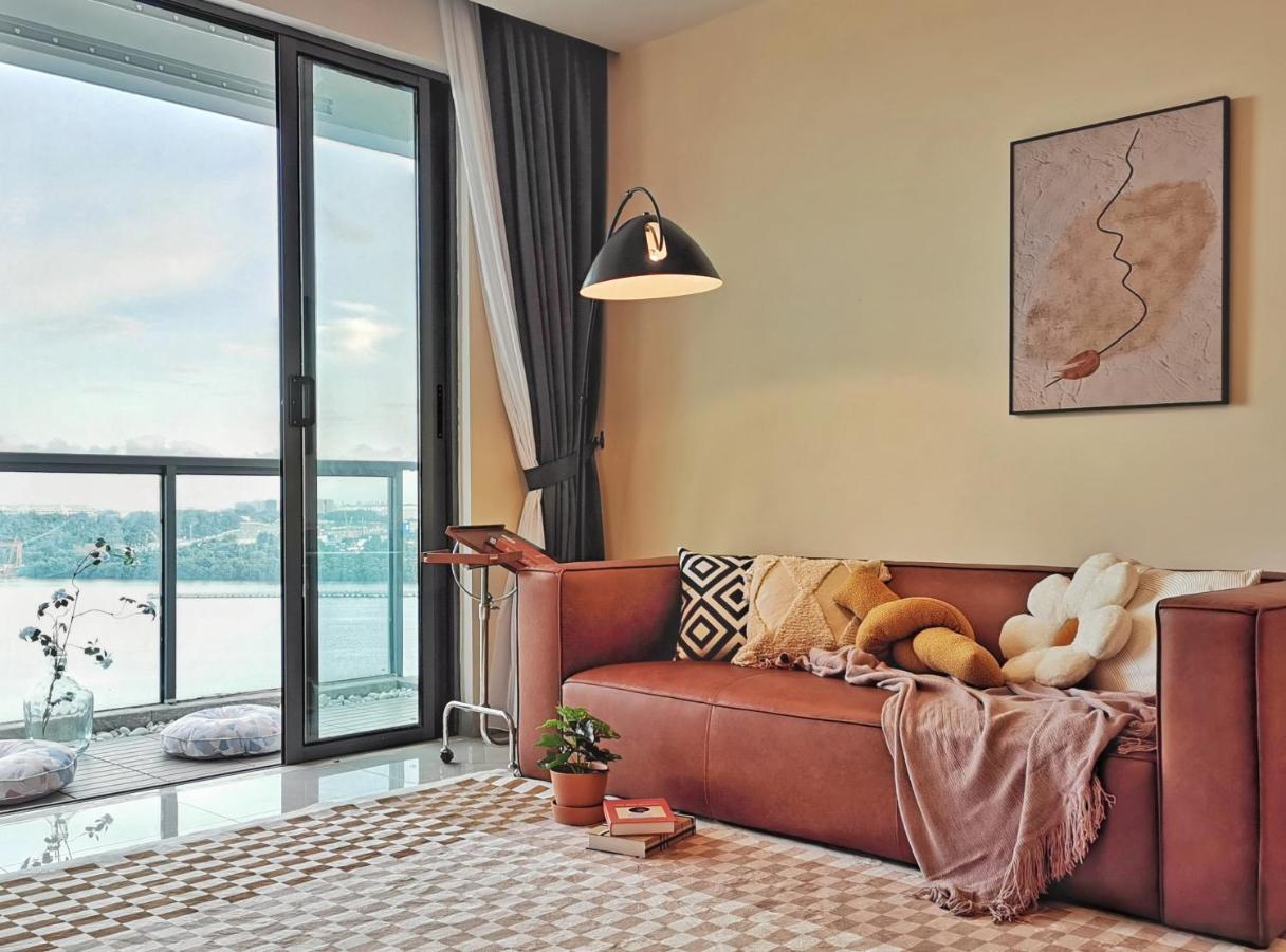 Yussy 2 Bedroom Sea View Condo At R&F Princess Cove Джохор-Бару Экстерьер фото